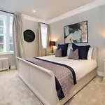 The Presidential Suite, With Free Parking! * York