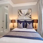 Daire The Presidential Suite, With Free Parking! *