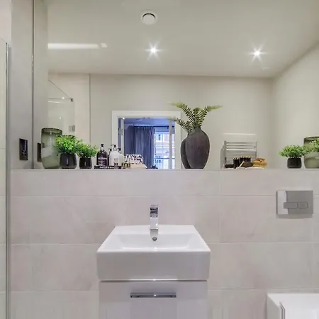 公寓 The Presidential Suite, With Free Parking! *