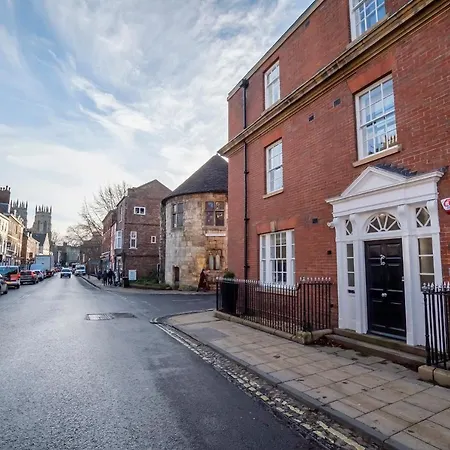 公寓 The Presidential Suite, With Free Parking! *